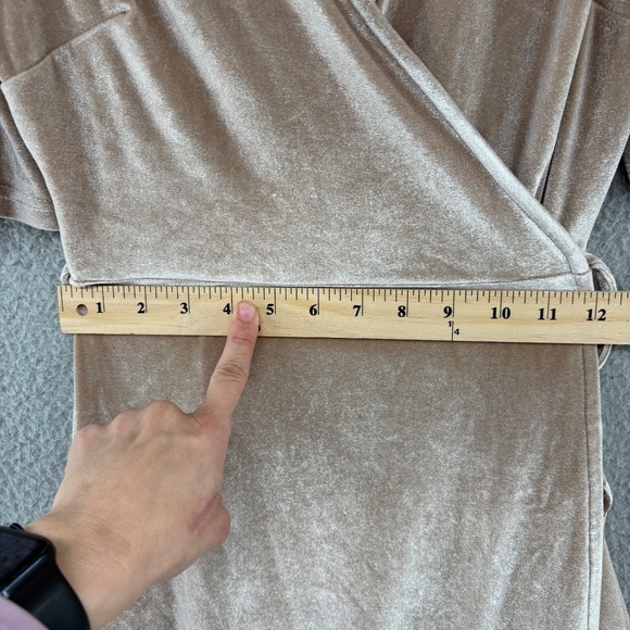 Baltic Born Champagne Velvet Wrap Maxi Dress Small Short Sleeve - Picture 11 of 16